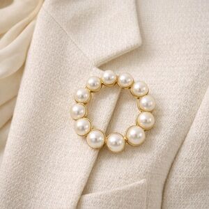 Vintage Crown Trifari Faux Pearl Wreath Brooch 2” Gold Tone Signed